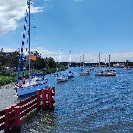Prázdninový dům Plyniewoda - Caloroczne Premium, Basen, Klimatyzacja, Kominek Dziwnów