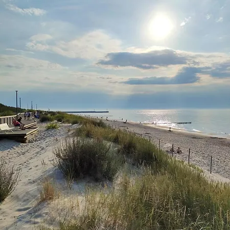 Holiday home Plyniewoda - Caloroczne Premium, Klimatyzacja, Kominek, Blisko Morza