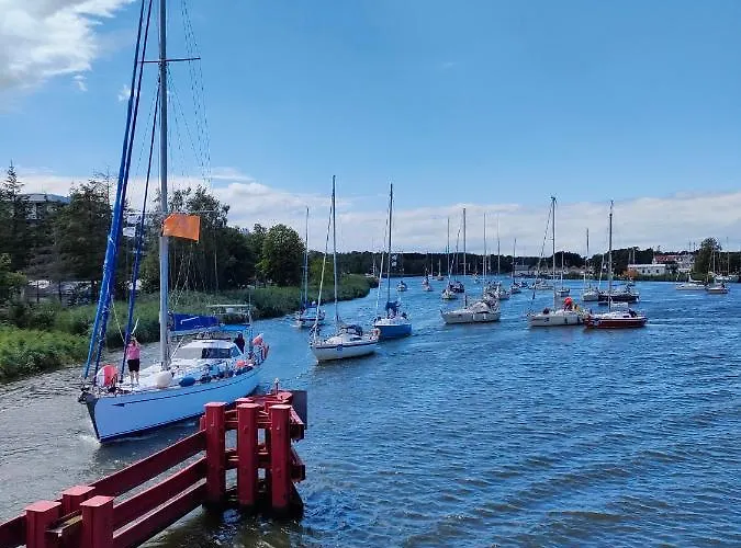 Casa de Férias Plyniewoda - Caloroczne Premium, Basen, Klimatyzacja, Kominek Dziwnów