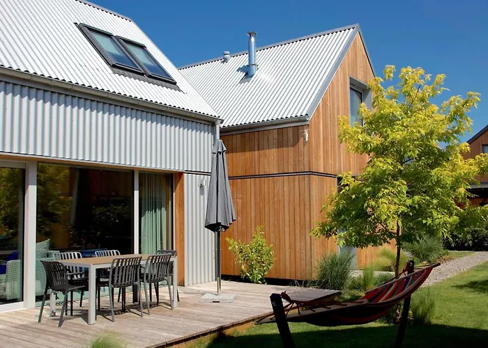 Casa de Férias Plyniewoda - Caloroczne Premium, Basen, Klimatyzacja, Kominek